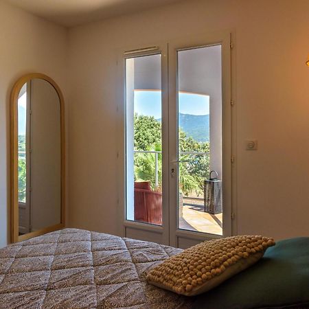 Residence Ochji Di Mare Пропріано Екстер'єр фото