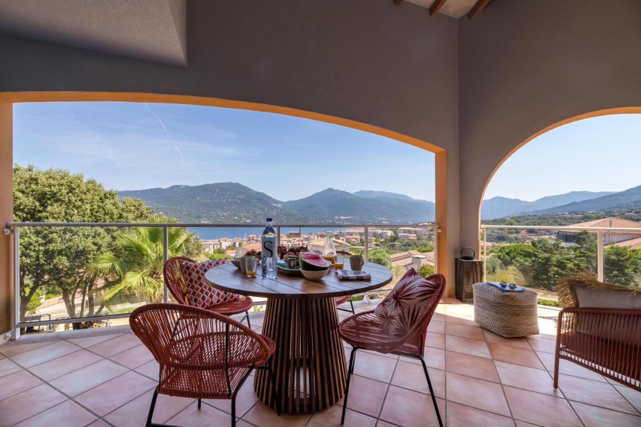 Residence Ochji Di Mare Пропріано Екстер'єр фото