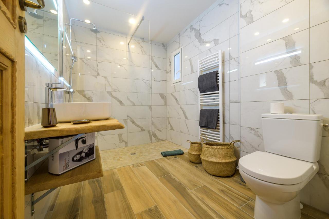 Residence Ochji Di Mare Пропріано Екстер'єр фото