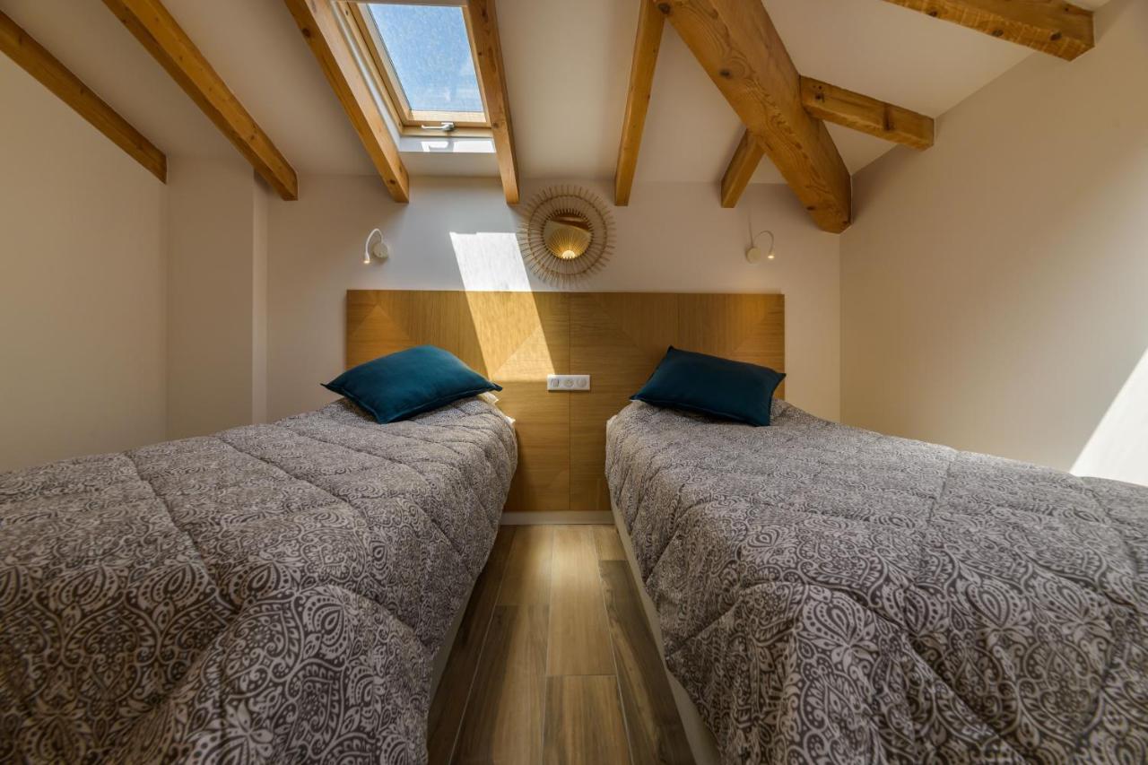 Residence Ochji Di Mare Пропріано Екстер'єр фото