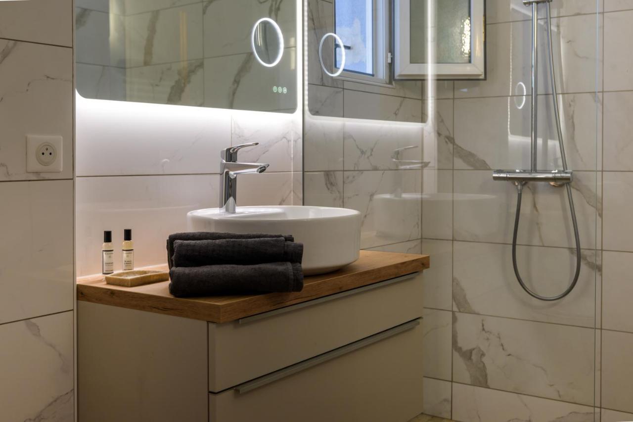 Residence Ochji Di Mare Пропріано Екстер'єр фото