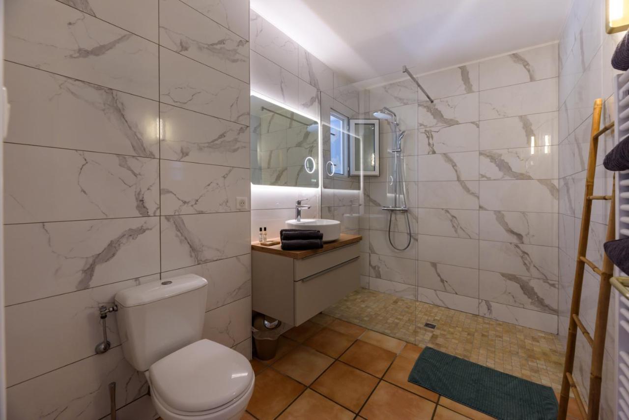Residence Ochji Di Mare Пропріано Екстер'єр фото